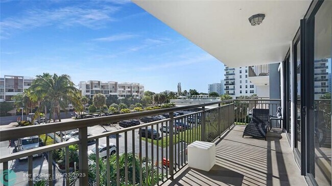 Building Photo - 3031 N Ocean Blvd