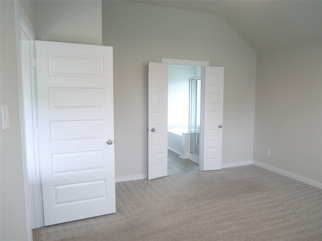 Building Photo - 2722 Oakleaf Ash Ln