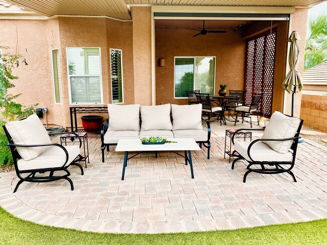 Building Photo - 5177 W Navajo Mesa Pl