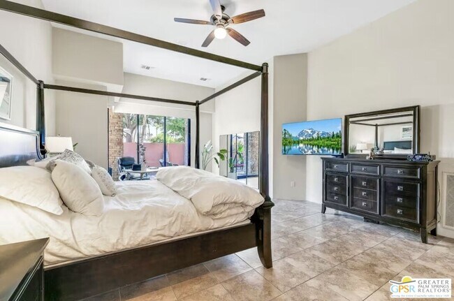 Building Photo - 79800 Vía Sin Cuidado