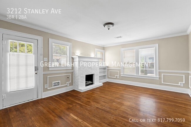 Building Photo - 3212 Stanley Ave