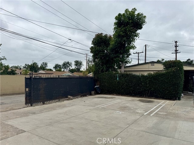 Building Photo - 12616 Lambert Rd