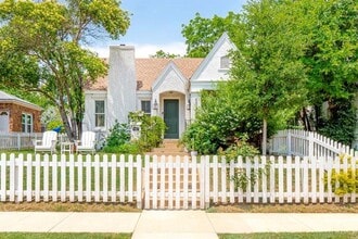 Building Photo - 4112 Pershing Ave