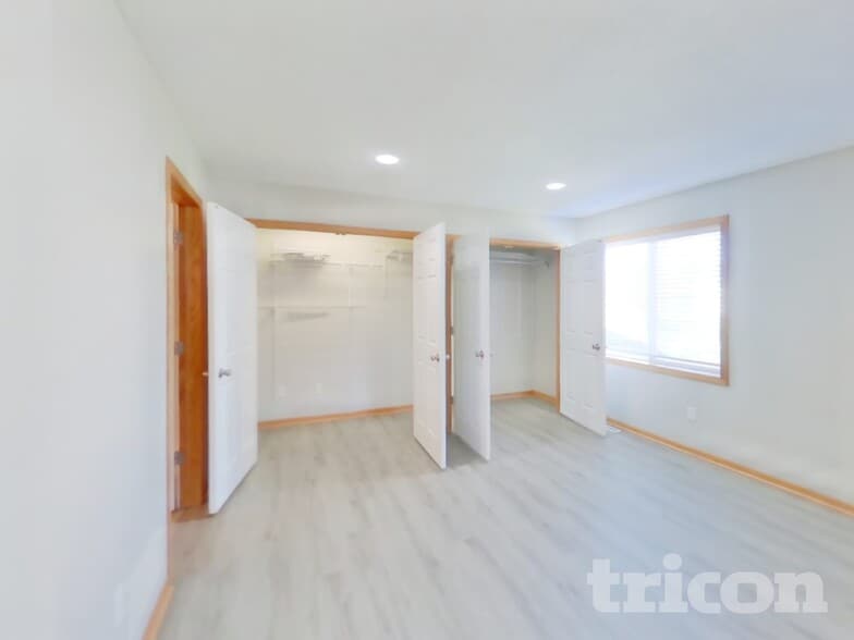 Building Photo - 2739 Zumbrota Cir NE