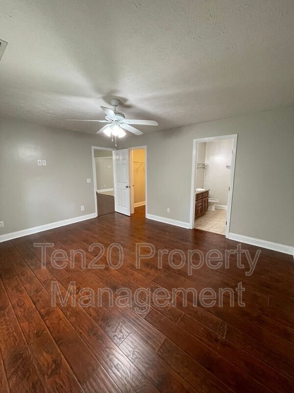 Building Photo - 4508 Auburn Rd