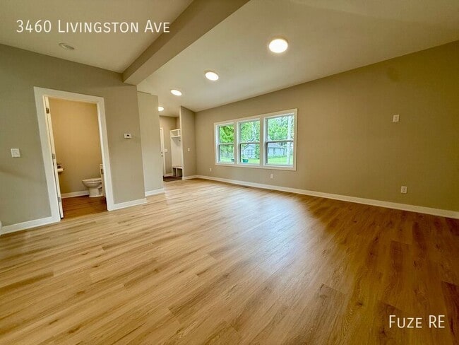 Building Photo - 3460 Livingston Ave