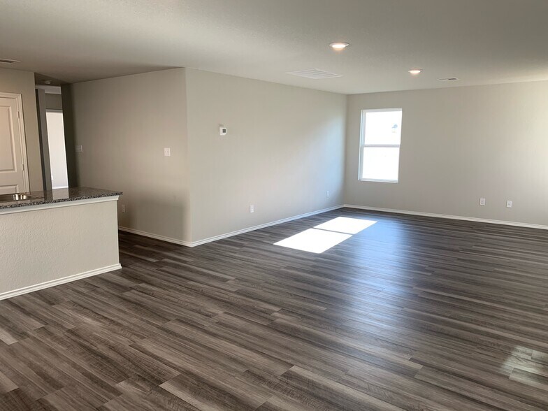 Building Photo - 4818 Republic View