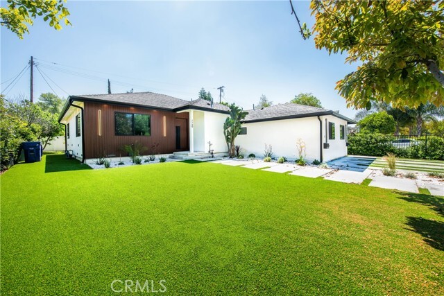 Building Photo - 7760 Independence Ave