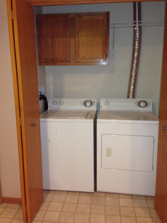 washer/dryer - 545 Penn Ct