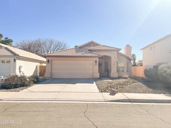 Building Photo - 1077 W Olive Ave