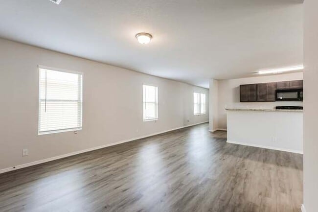 Primary Photo - 10370 Clearwater Wy