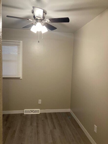 Building Photo - 7560 Mentor Ave