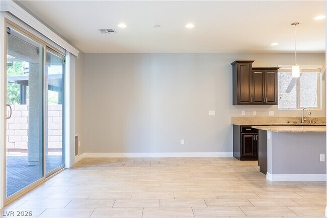 Building Photo - 11045 Elk Sands Rd