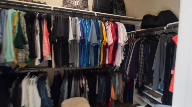 Building Photo - 12643 Jamestown Crossing Ln