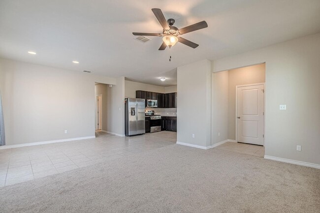 Building Photo - 384 Witchhazel Way