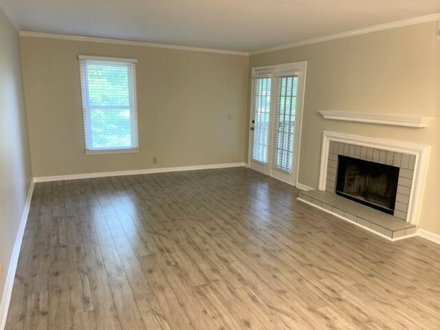 Building Photo - 250 Westfield Dr