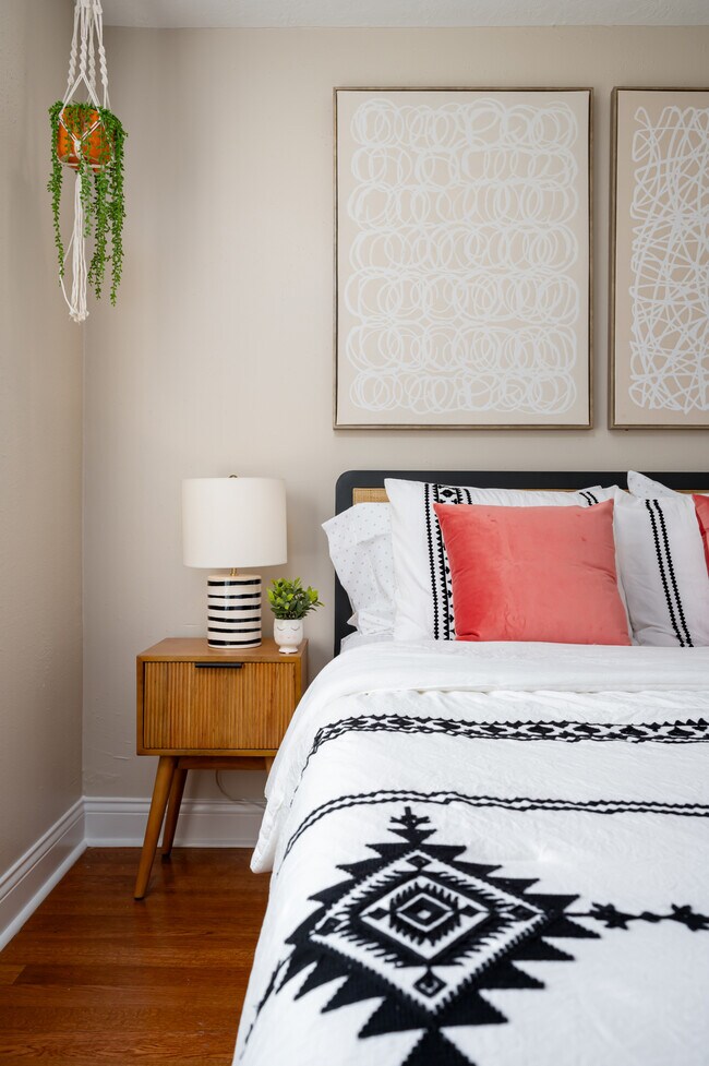 Building Photo - 20231 Linden Tree Dr