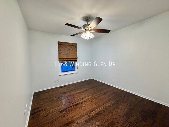 Building Photo - 1168 Winding Glen Dr