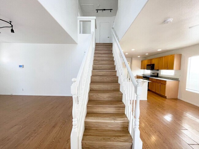 Building Photo - GATED COMMUNITY WITH POOL! Brand New Carpe...