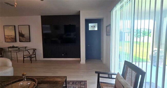 Building Photo - 10583 Tupper Cay Dr