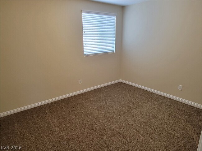 Building Photo - 3001 Camino Sereno Ave