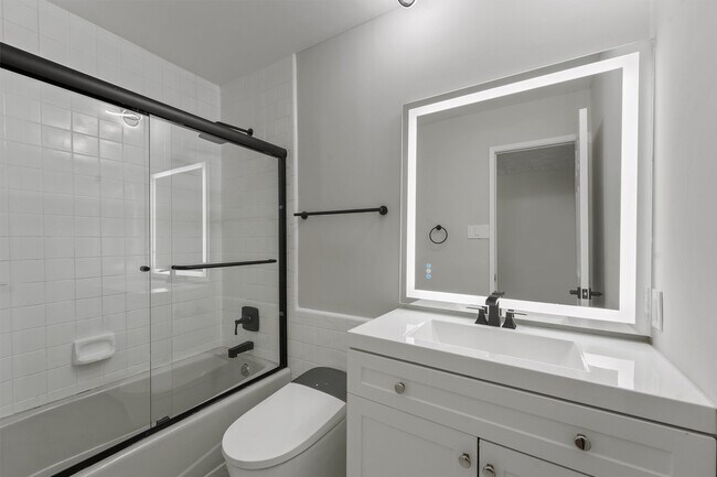 Building Photo - 3902 Marywood Dr