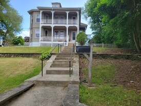 Building Photo - 11 Trenton St