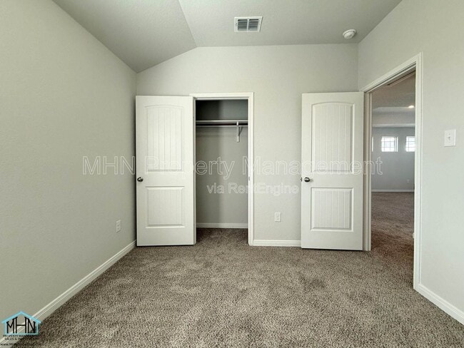 Building Photo - 11151 Hollinger Cir