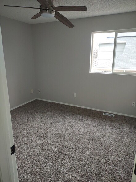 Building Photo - 4107 Brush Creek Rd