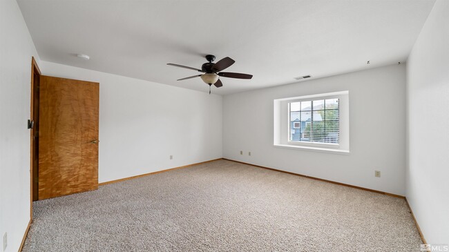 Building Photo - 2977 Pinebrook Dr