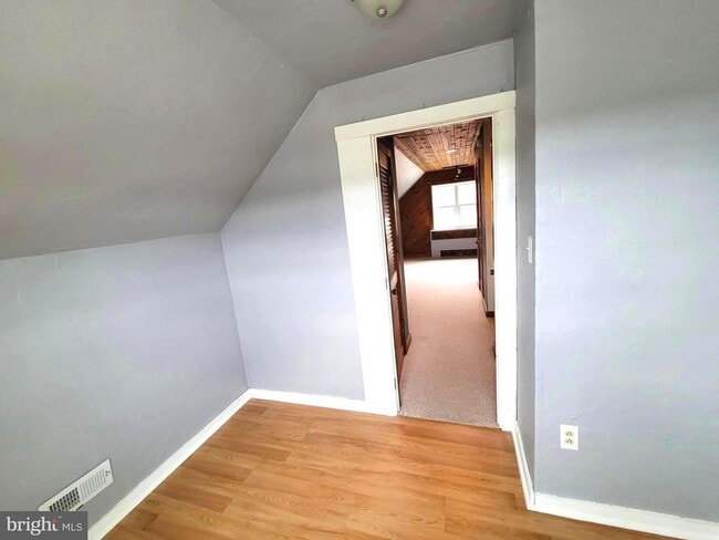 Building Photo - 426 Grant Ave