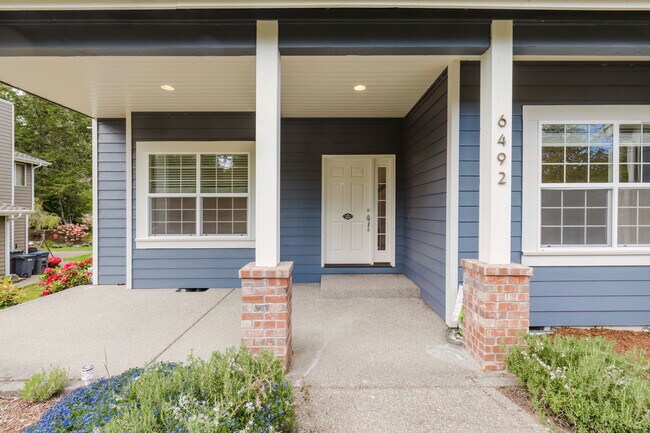 Building Photo - 6492 Wexford Ave SW