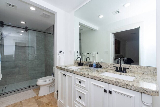 Building Photo - 1423 Sweet Grass Trail