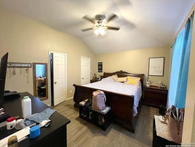 Building Photo - 4210 Field Meadow Dr