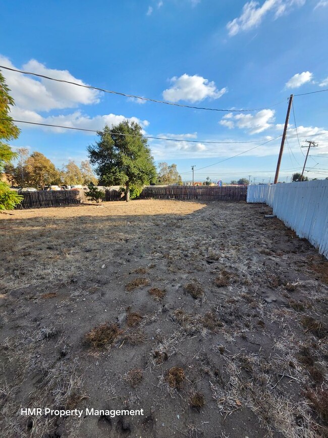 Building Photo - Ranch Style  home In Rancho Cucamonga.