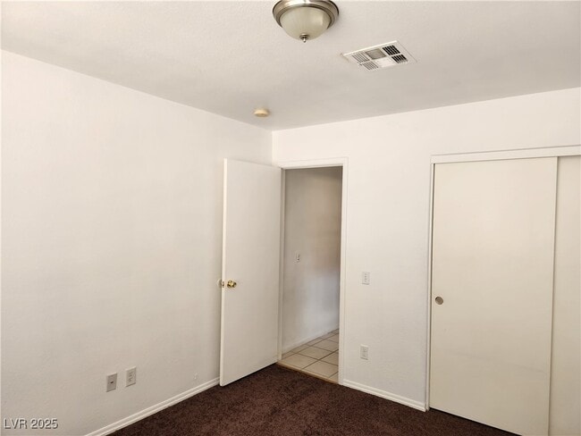 Building Photo - 7913 Turtle Island Ct