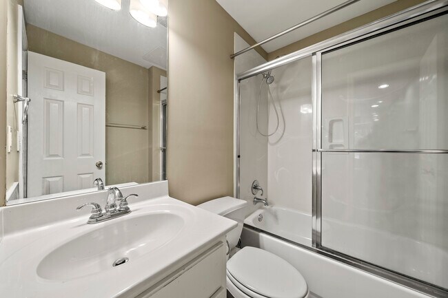 Building Photo - 442 Chatfield Pointe NW