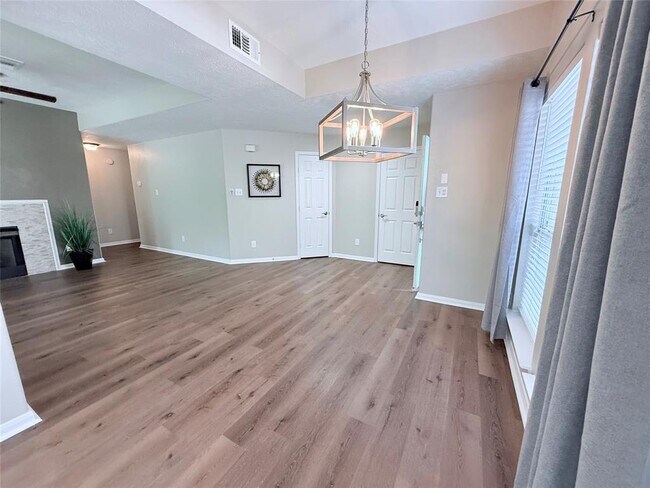 Building Photo - 87 N Avonlea Cir