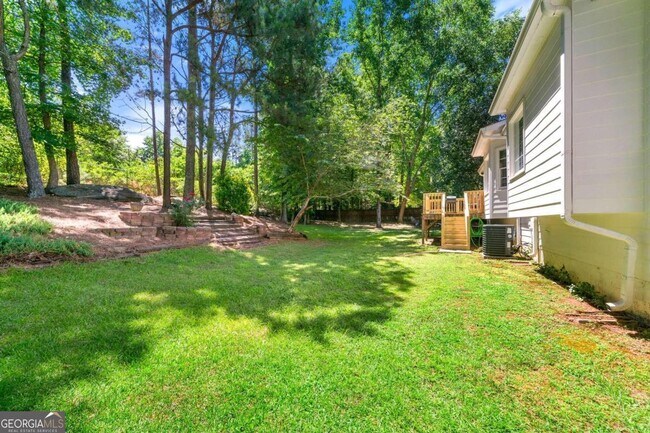 Building Photo - 200 Dogwood Trail