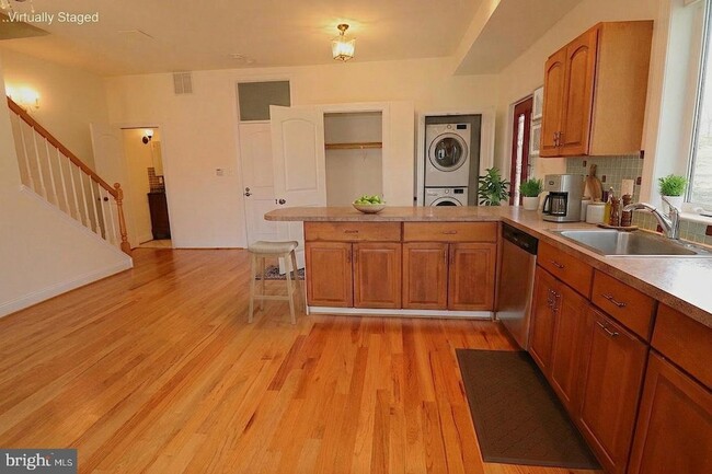 Building Photo - 118 Quaint Acres Dr