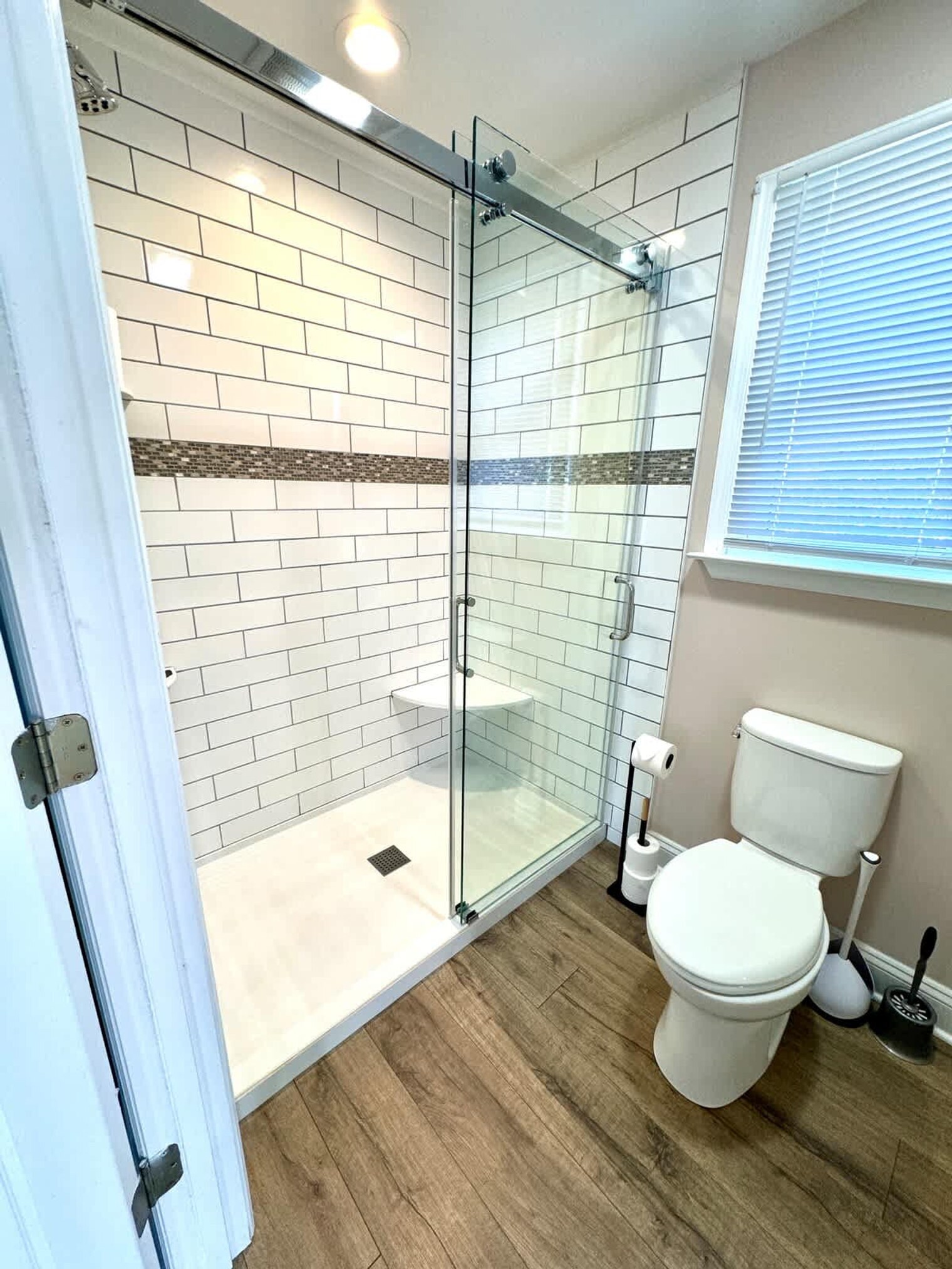 Building Photo - 14386 Calvert St