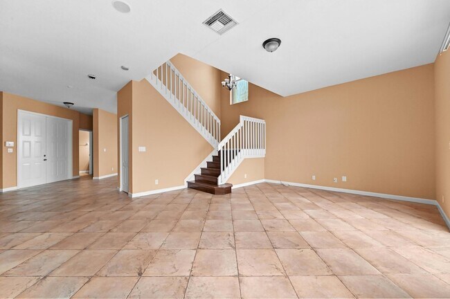 Building Photo - 116 Hamilton Terrace