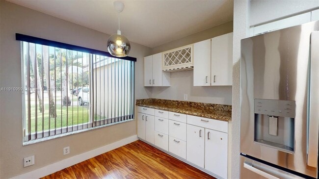 Building Photo - 11175 SW 17th Manor