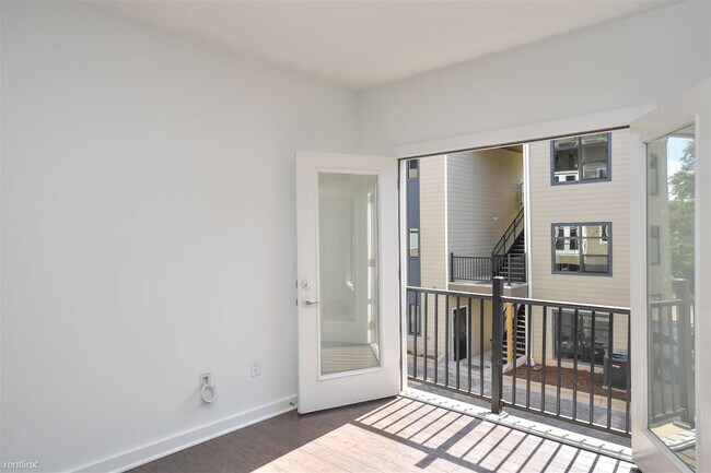 Building Photo - 1 br, 1 bath Condo - Moda Reynoldstown