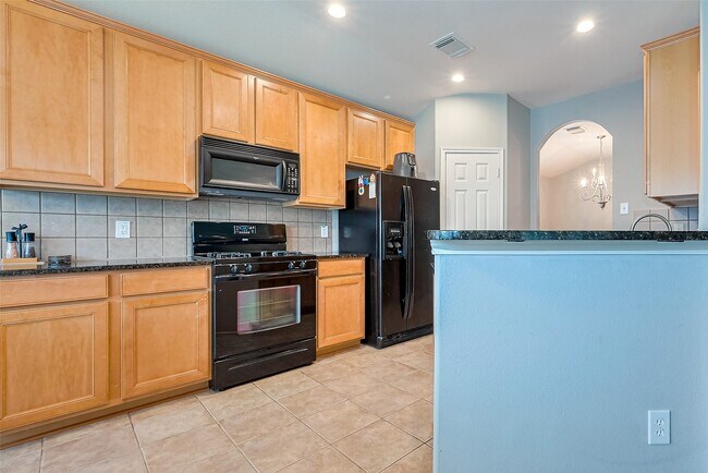 Building Photo - 1007 Casting Springs Way