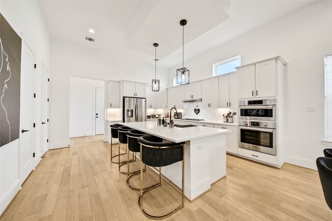 Building Photo - 1306 Laird St