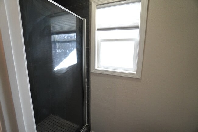 Building Photo - 4764 N Eugene St