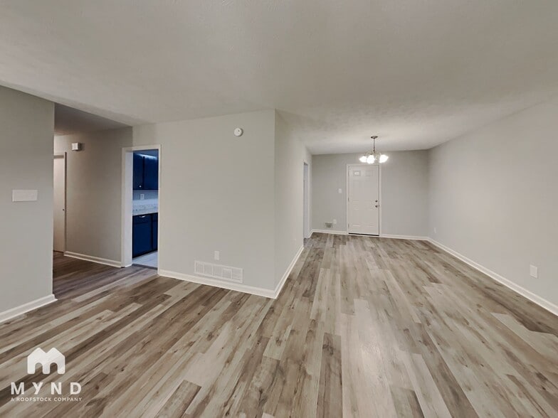 Building Photo - 6880 Vesta Brook Dr