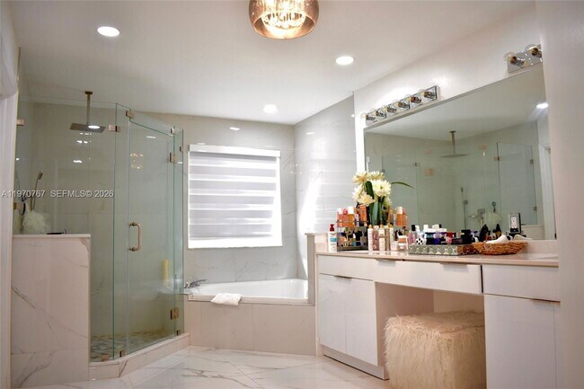 Building Photo - Northwest 107th Place, Doral, FL 33178 - 4 BR 3 BA single-family home