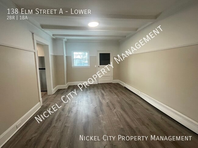 Building Photo - 138 Elm St